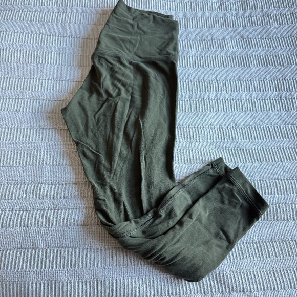 Lululemon Align Legging Cropped 23" Size 6 Olive Green - Picture 1 of 5